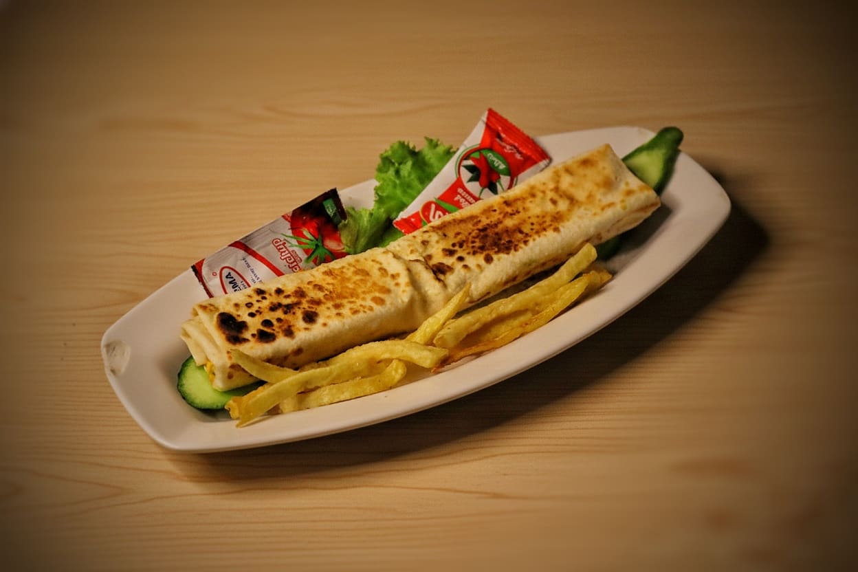 سندوتش شوارما عربي